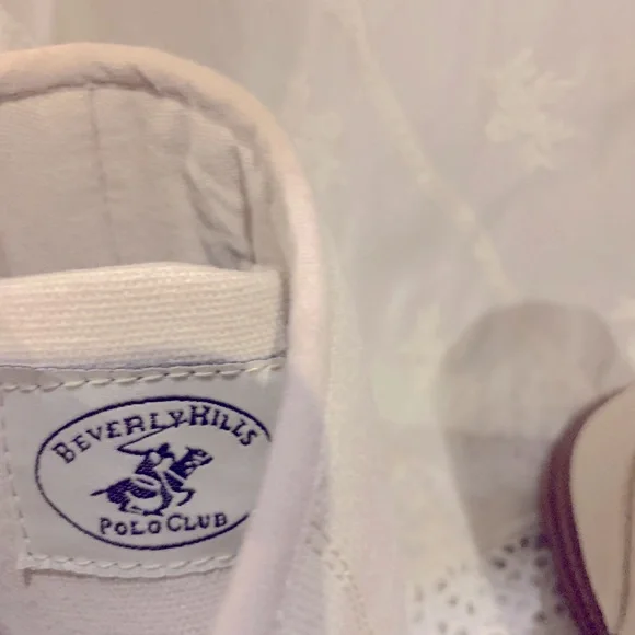 Boots - Picture 8 of 9